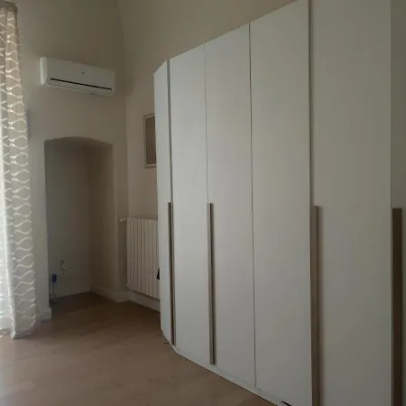 Indahouse * Μπάρι