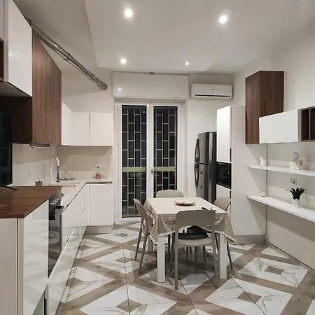 Indahouse Apartman