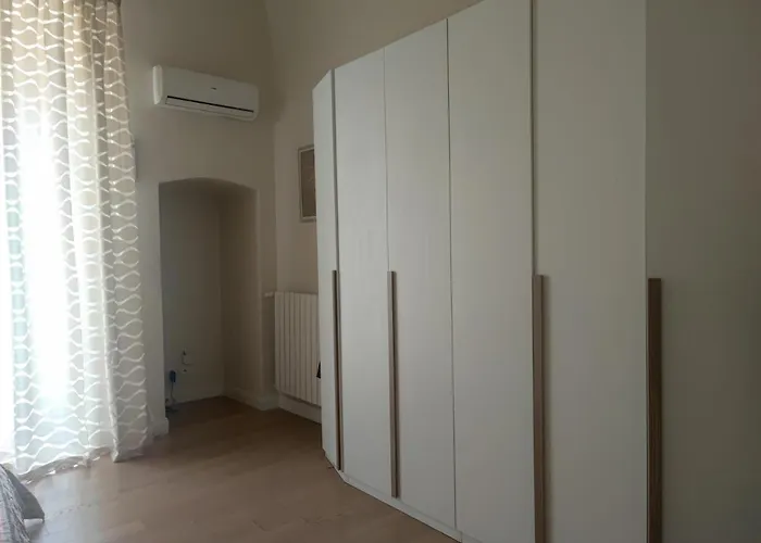 Indahouse * Μπάρι